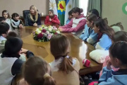 Alumnos de la Escuela N° 9 de Udaondo presentaron su proyecto científico ante Marisa Fassi