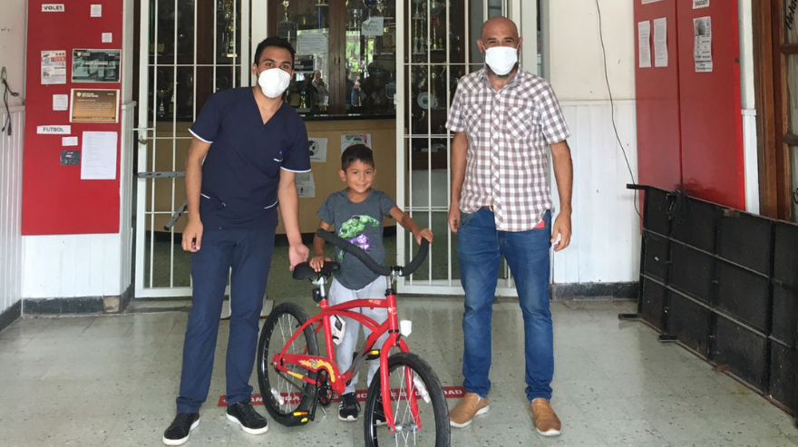 Vacunatorio itinerante por los barrios: Habrá sorteo de bicicletas para incentivar la vacunación de los más chiquitos